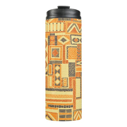 Ingeborduurd naadloos patchwork-patroon. Bohemian Thermosbeker (Voorkant)