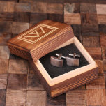 Ingegraveerde doos Ingesteld met Klassieke monogra<br><div class="desc">Unieke manchetverbindingen,  monogrammed en gepersonaliseerd aan uw verzoek.</div>