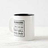 Ingenieurs lossen graag problemen op. tweekleurige koffiemok (Voorkant links)