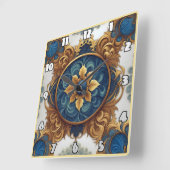 Ingewikkeld bloemontwerp in blauw en goud vierkante klok (Hoek)