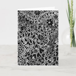 Ingewikkelde bloemen en harten gevouwen wenskaart kaart