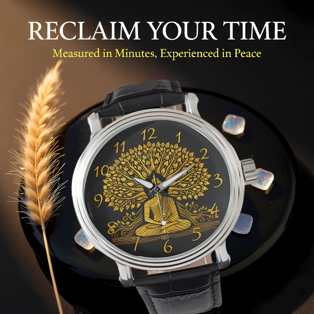 Ingewikkelde gouden Boeddha omringd door weelderig Horloge (Creator heeft geüpload)