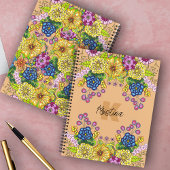Ingewikkelde Hand-Drawn Flowers Naam en Initiaal Notitieboek