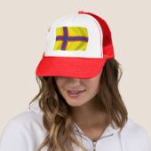 Ingrische Finnen Vlag Hoed Trucker Pet (In situ)