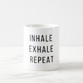 Inhale Exhale Repair - Funny Gym Gezegden Koffiemok (Center)