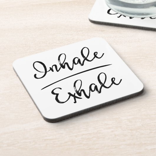 Inhale Exhale Typografie Bier Onderzetter (Linkerzijde)