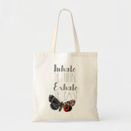 Inhaleer de toekomst, adem het verleden uit | Maan Tote Bag
