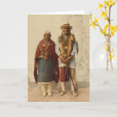 Inheems Amerikaans Paar, 1899 Kaart (Gele Bloem)