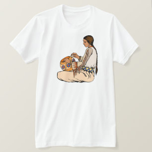 Inheemse Amerikaan maakt Aardewerk T-shirt