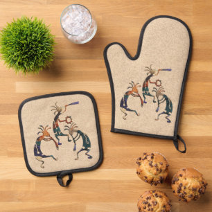 Inheemse Amerikaanse Cultuur - Dansende Kokopelli Ovenwant & Pannenlap Set
