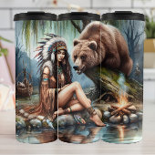 Inheemse vrouw, Beer, Vuur: Waterside Tranquilit Thermosbeker