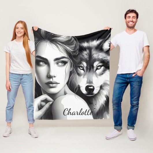 Inheemse vrouw bindt zich met edele wolf fleece deken (In situ)