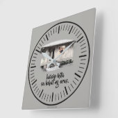 Iniisip kita sa lahat ng oras " bahay kubo" vierkante klok (Hoek)