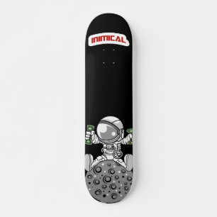 Inimische ruimteboten persoonlijk skateboard