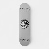 Inimische schedelhelm persoonlijk skateboard (Voorkant)