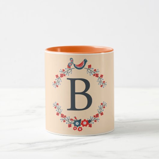 Initiaal grijs monogram op bisque kleur mok (Midden)