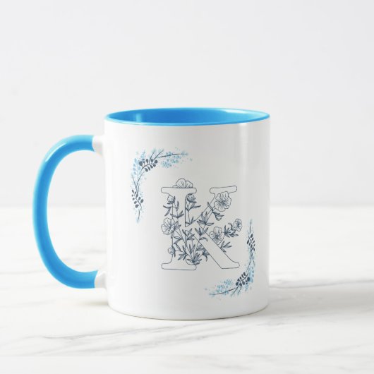 Initiaal "K" Blauw Monogram Kalme Bloemenkoffie Mok (Links)