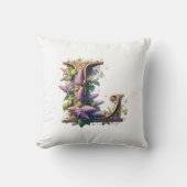 Initiaal "L" – Elegant Lila bloemontwerp Kussen (Voorkant)