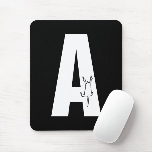 Initiaal met hangende kattendoekje muismat (Met muis)