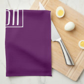 Initiaal Monogram | Wit Op Diep Paars Theedoek (Quarter Fold)