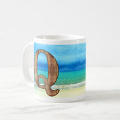 Initiaal Monogram Wooden Letter Q Beach Ocean Scen Koffiemok (Voorkant links)