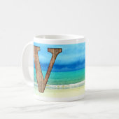 Initiaal Monogram Wooden Letter V Beach Ocean Scen Koffiemok (Voorkant links)