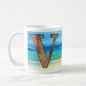 Initiaal Monogram Wooden Letter V Beach Ocean Scen Koffiemok (Links)