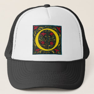 INITIAAL O, 1520. TRUCKER PET