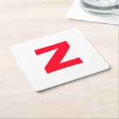 Initiaal rood monogram grote letter eigen naam kartonnen onderzetters (Schuin)