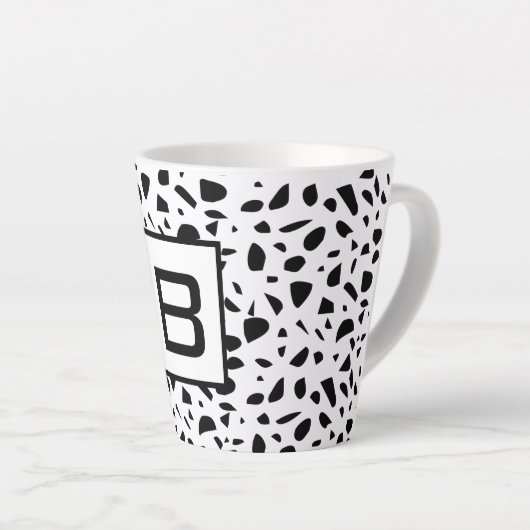 Initiaal van het witte tongpatroon Terrazzo Latte Mok (Rechterhoek)