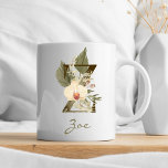 Initiaal Z Boho Floral Orchid Greenery Aangepaste  Koffiemok<br><div class="desc">Een gepersonaliseerde koffie-mok met een bohemische letter "Z"-monogram,  met decoratieve orchidee- en palmbladillustraties. Pas het eenvoudig aan met jouw naam of creëer een unieke gave voor je geliefden.</div>