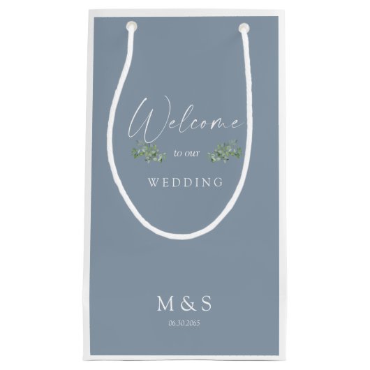 Initialen Eucalyptus Wedding Favor Dusty Blue Klein Cadeauzakje (Voorkant)