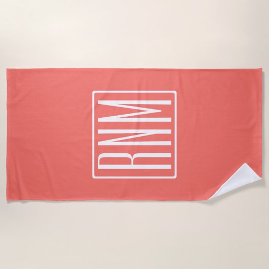 Initialen Monogram | wit op koraal Strandlaken (Voorkant)