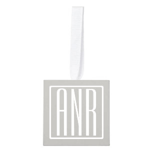 Initialen Monogram   Wit Op Lichtgrijs Kubus Ornament