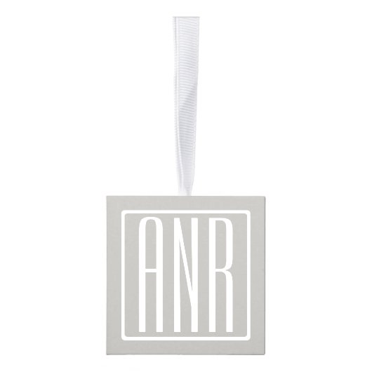 Initialen Monogram | Wit Op Lichtgrijs Kubus Ornament (Rechts)