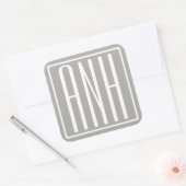 Initialen Monogram | Wit op lichtgrijs Vierkante Sticker (Envelop)