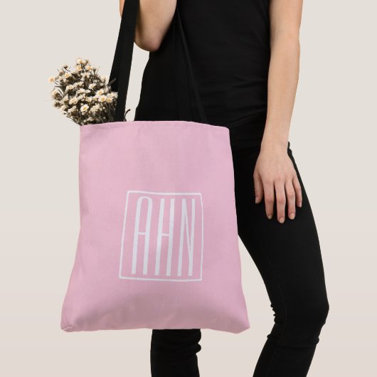Initialen Monogram | wit op lichtroze Tote Bag (Dichtbij)