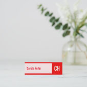 Initialen op rood mini visitekaartje (Staand voorkant)