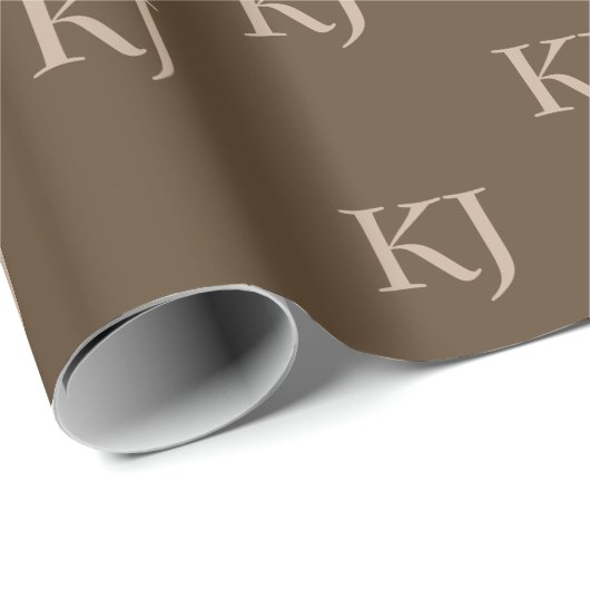 Initialen van Classy Brown en Beige Monogram Patro Cadeaupapier (Rol Hoek)