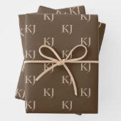 Initialen van Classy Brown en Beige Monogram Patro Inpakpapier Vel (In situ)