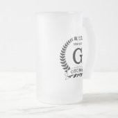 Initialen van de getuige matglas bierpul (Voorkant rechts)