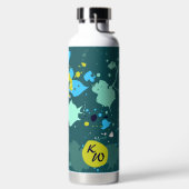 Initialen van de kleurrijke schilderplaat van de k waterfles (Links)