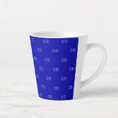 Initialen van koninklijk blauw monogram latte mok (Rechts)