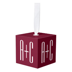 Initialen voor eenvoudige paren   White en Bourgog Decoratie