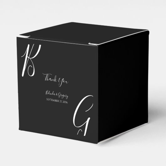 Initialen voor zwart-wit monogram bedankdoosjes (Voorkant Zijde)