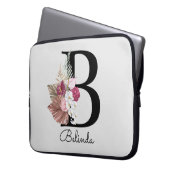 Initiële B Moderne Roze Boho Meisjesachtig Bloemig Laptop Sleeve (Voorkant Links)