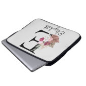 Initiële E Moderne Roze Boho Meisjesachtig Bloemmo Laptop Sleeve (Voorkant onderkant)