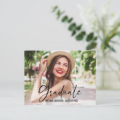 Ink Pen Calligrafie Script Afstuderen Aankondiging Briefkaart (Staand voorkant)