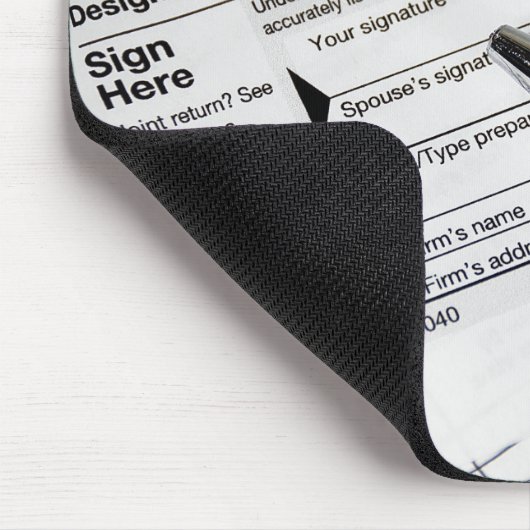 inkt pen op het belastingformulier IRS Muismat (Hoek)