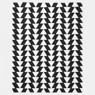 Inky Triangles - White on Black Fleece Deken